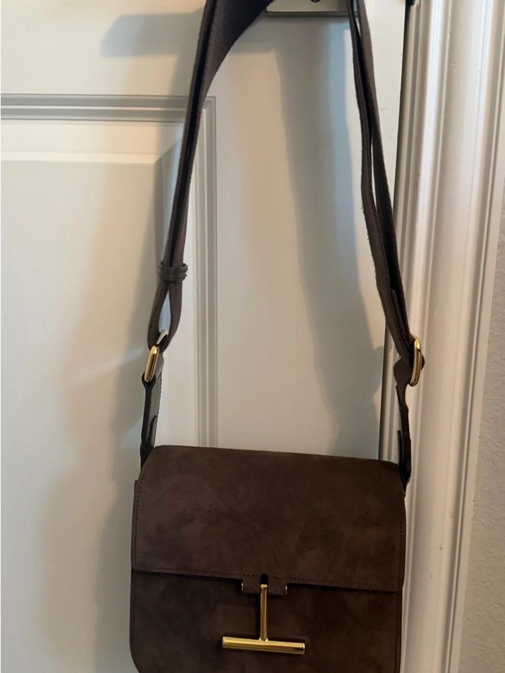 Tom Ford Dark Brown Suede Messenger Bag with Gold-Tone Hardware - Picture 6 of 10